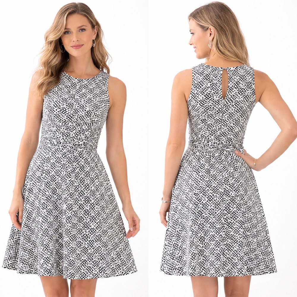 The Limited Women’s Black White Geometric Print Sleeveless Fit & Flare Dress - Picture 1 of 10